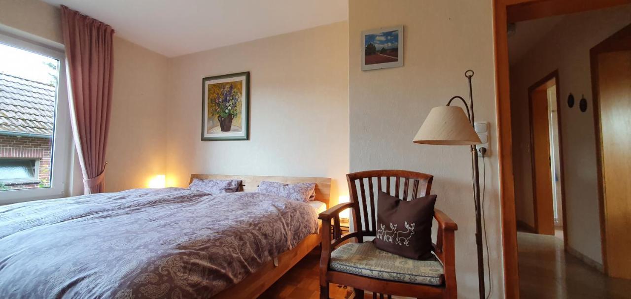 Ferienwohnung Uennern Appelboom 슈네베르딘겐 외부 사진