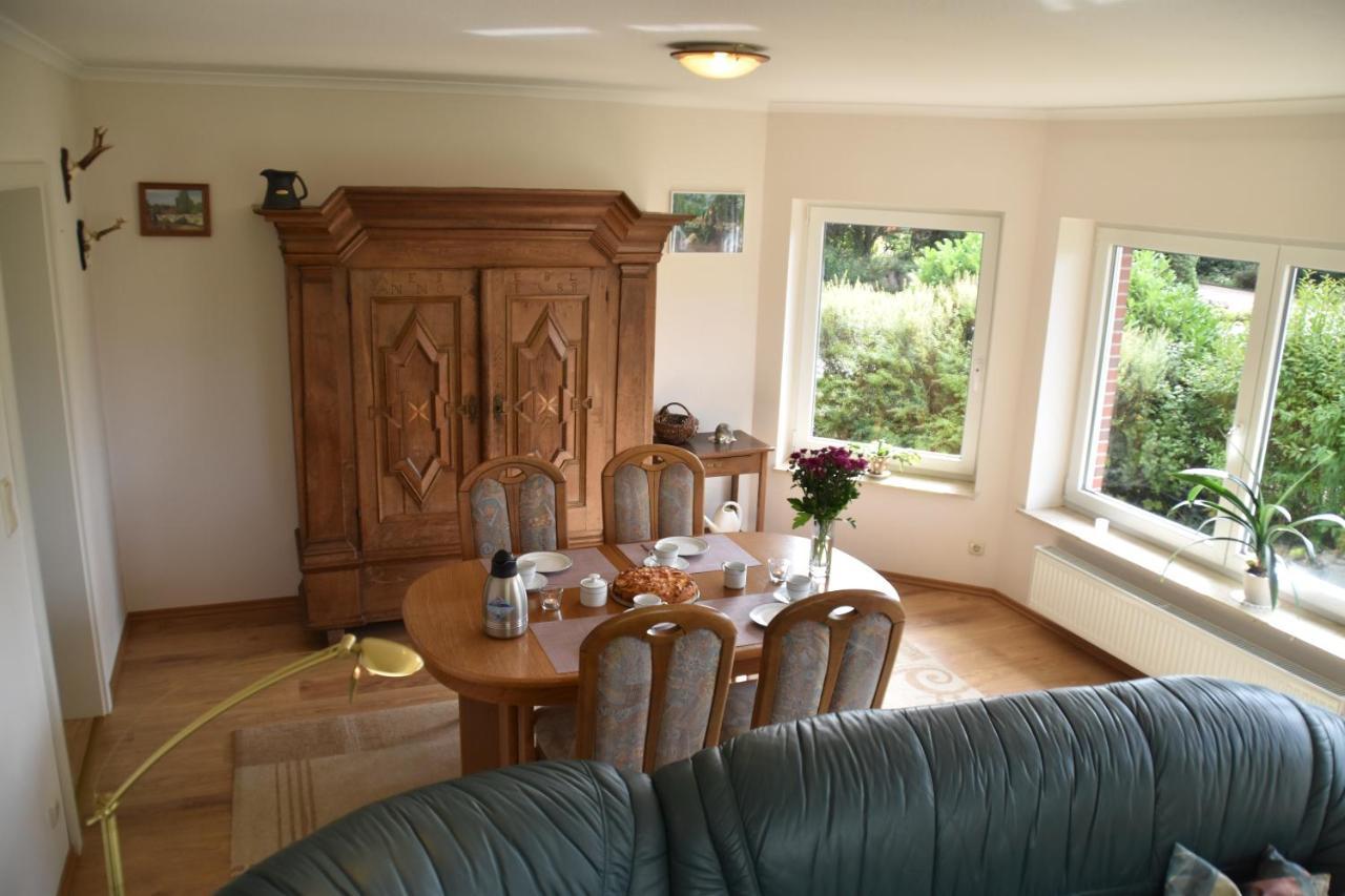Ferienwohnung Uennern Appelboom 슈네베르딘겐 외부 사진