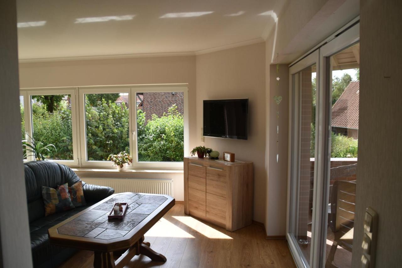 Ferienwohnung Uennern Appelboom 슈네베르딘겐 외부 사진